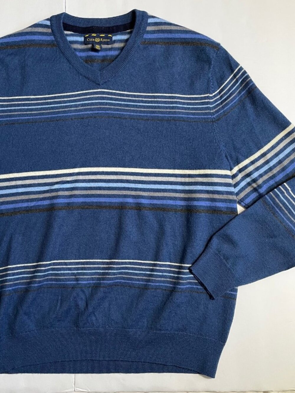 Merino Wool Blend Striped Sweater EUC M Mens V-Neck Knit Preppy Grandpacore